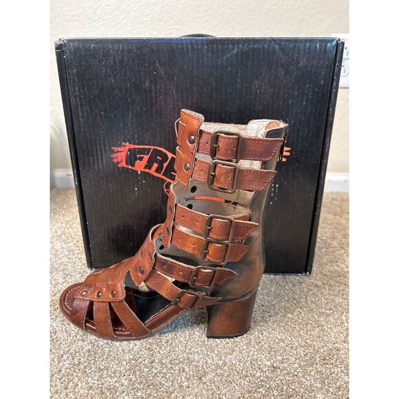 FREEBIRD BY STEVEN Zeus Sandal’s Cognac Women’s Size 8 factory distressed - Picture 1 of 9